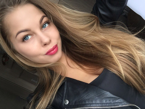 Алина Золотухина